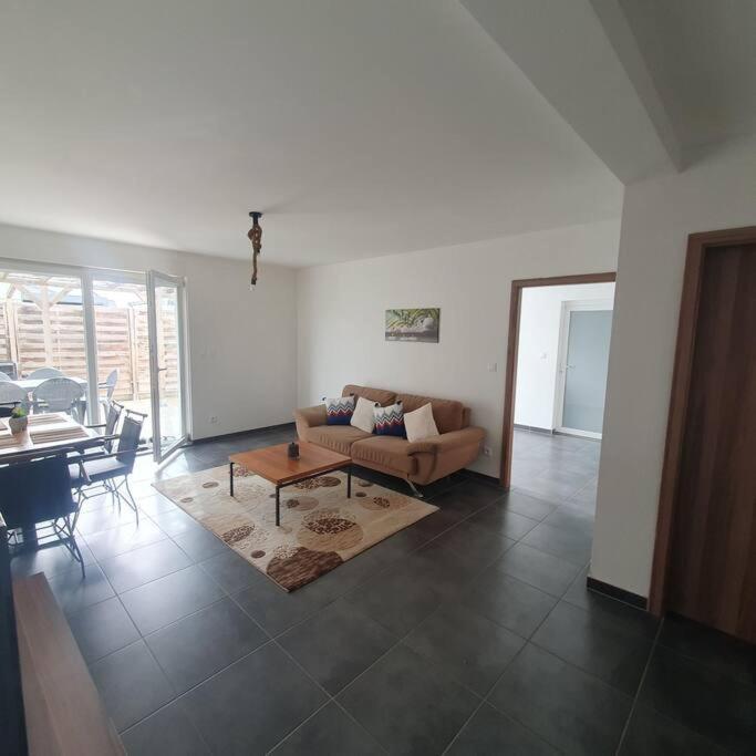 Bel Appartement Rez De Jardin オルブール エクステリア 写真