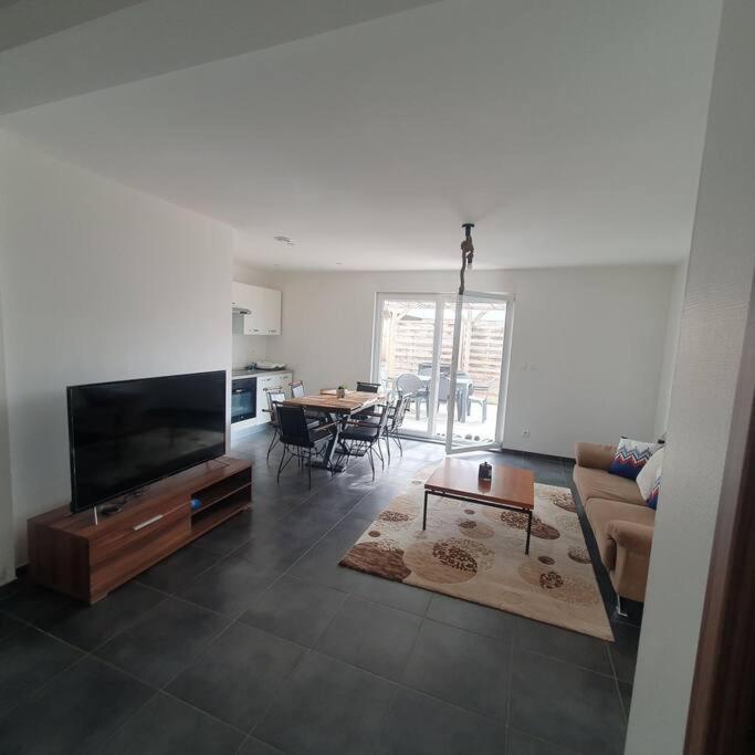 Bel Appartement Rez De Jardin オルブール エクステリア 写真